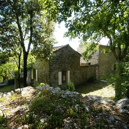 Hilltop Hideaway Near Tatil Evi Beaulieu (Ardeche)