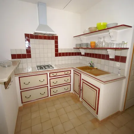 Hilltop Hideaway Near * Beaulieu (Ardeche)