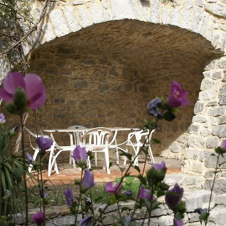Hilltop Hideaway Near Tatil Evi